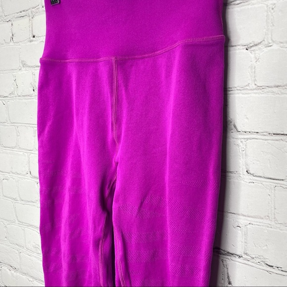 Fabletics High-Waisted SculptKnit Zebra 7/8 Size M Medium - Picture 7 of 9